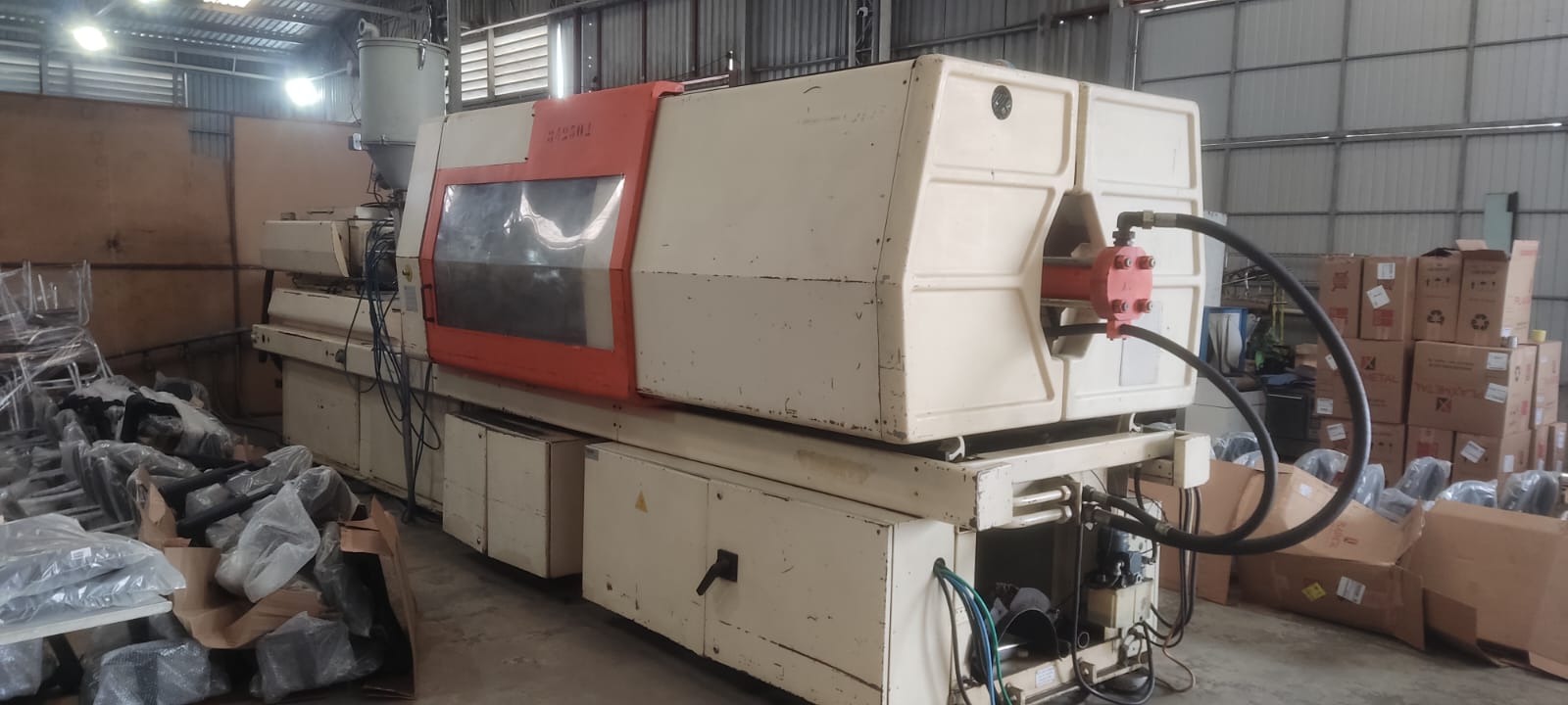 Injetora Sandretto Otto 360